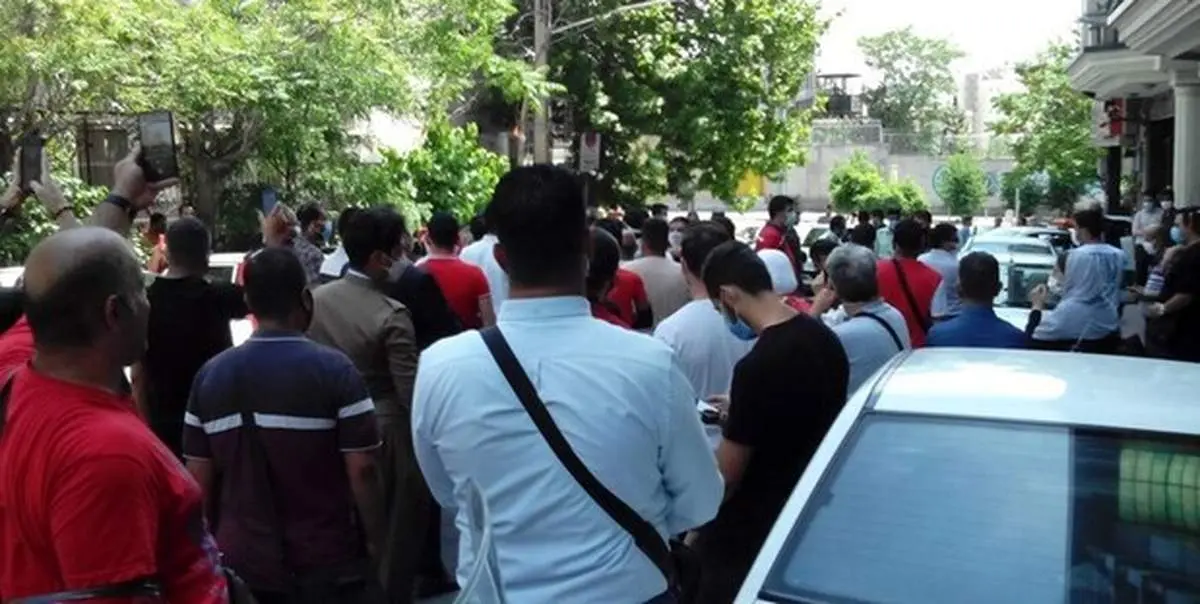 وساطت سمیعی برای آزادی هواداران پرسپولیس