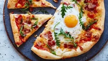 طرز تهیه پیتزای صبحانه خوشمزه و مقوی