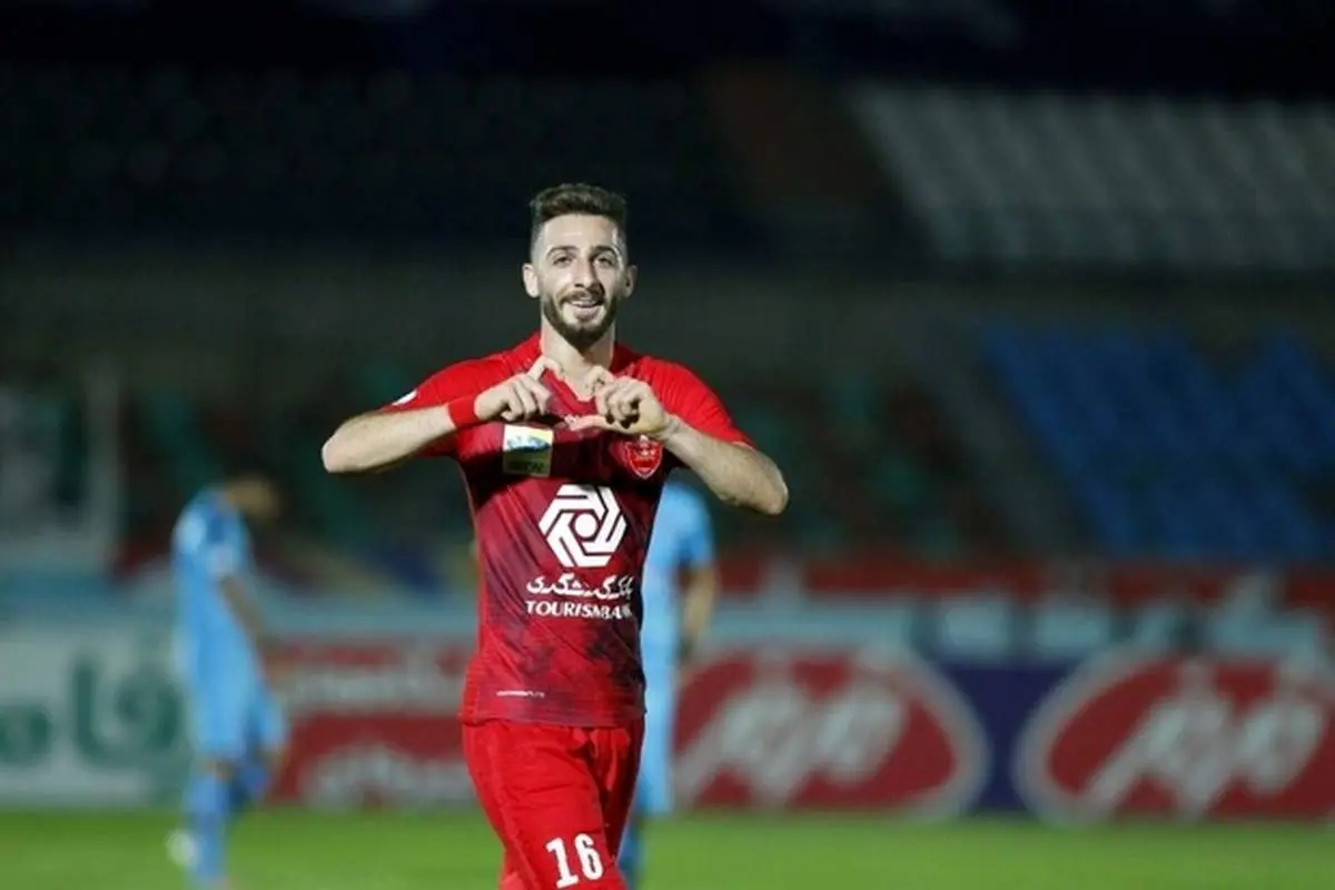 گل دوم پرسپولیس به ذوب آهن در دقیقه ۸۱ + فیلم