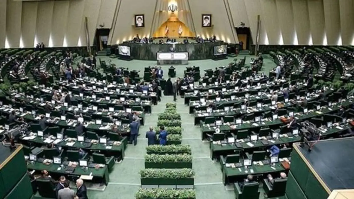 سوال ملی از وزیر علوم دستور کار مجلس