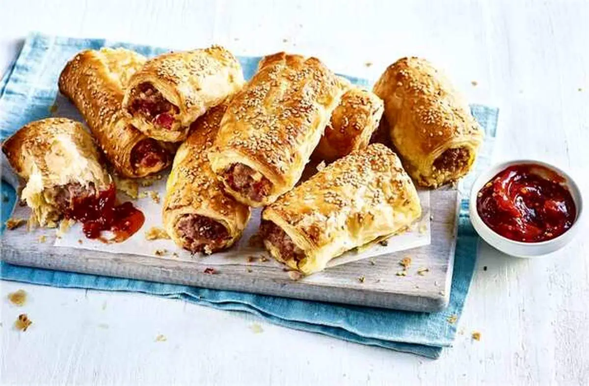 طرز تهیه رول سوسیس ساده و خوشمزه