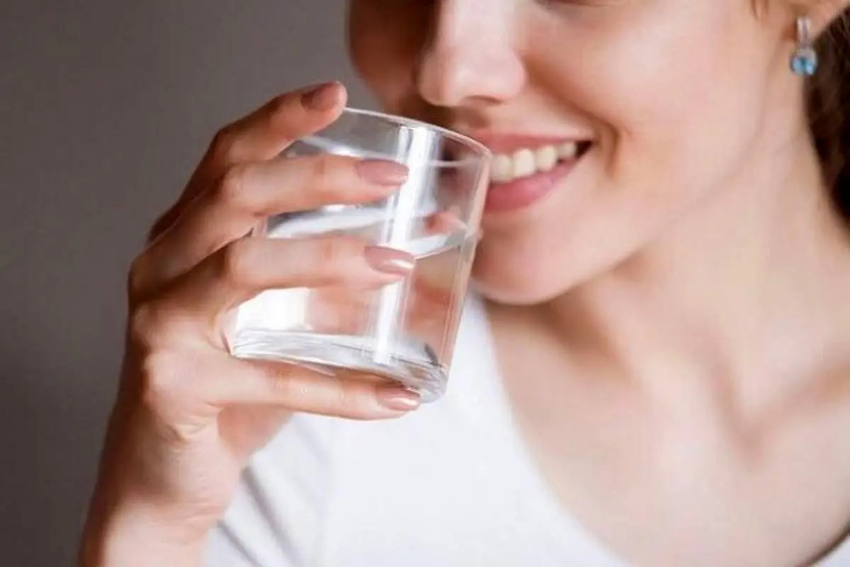 شش فایده آب برای سلامتی+اینفوگرافی