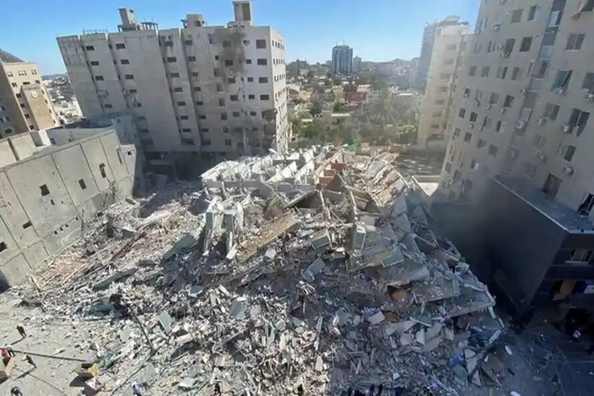 حمله هوایی به ساختمان رسانه‌ها در نوار غزه+ فیلم