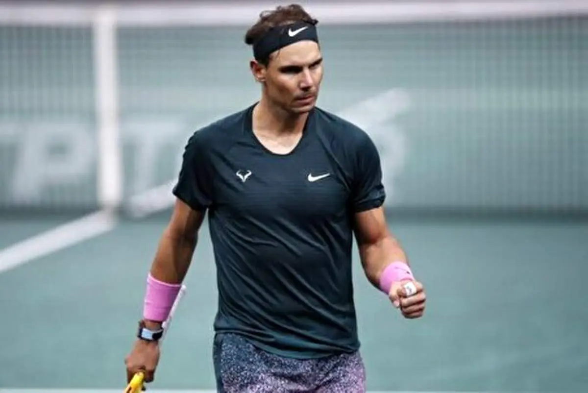 حرکات نمایشی و فوتبالی رافائل نادال با توپ تنیس + فیلم