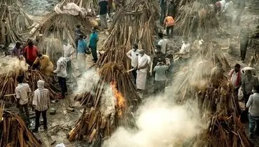 گونی‌های حاوی بقایای اجساد فوتی‌های کرونایی در هند