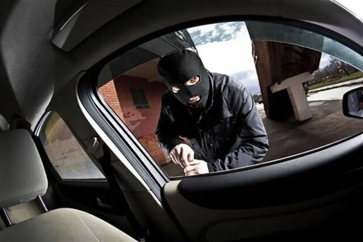 سرقت خودرو پژو پارس در کمتر از یک دقیقه + فیلم