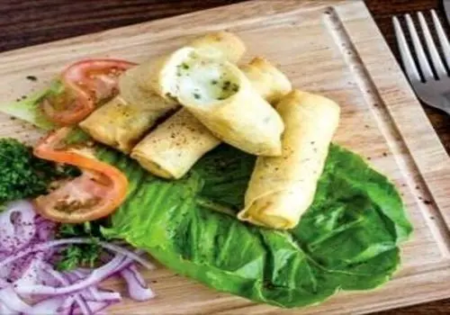 طرز تهیه رولت اسفناج و پنیر