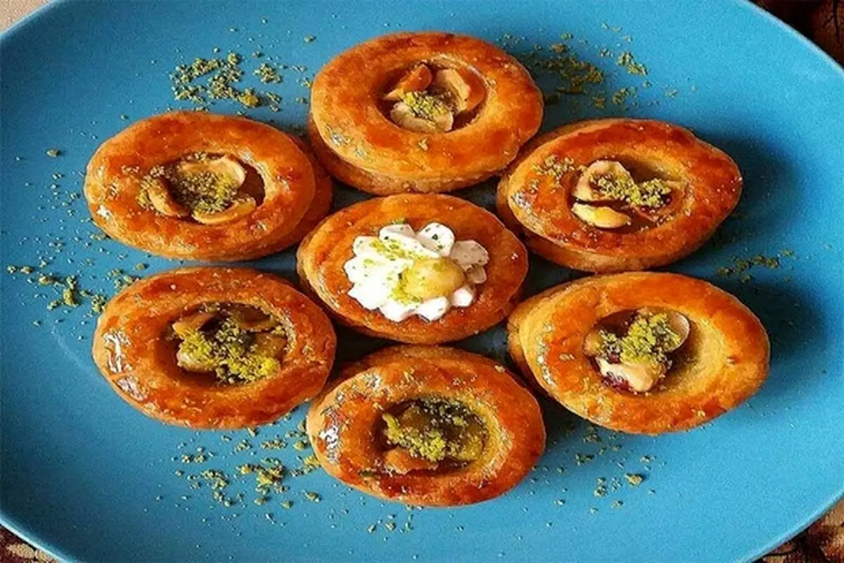 طرز تهیه شیرینی لانه بلبلی زیبا و لذیذ