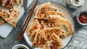 طرز تهیه پنکیک پیازچه خوشمزه و متفاوت