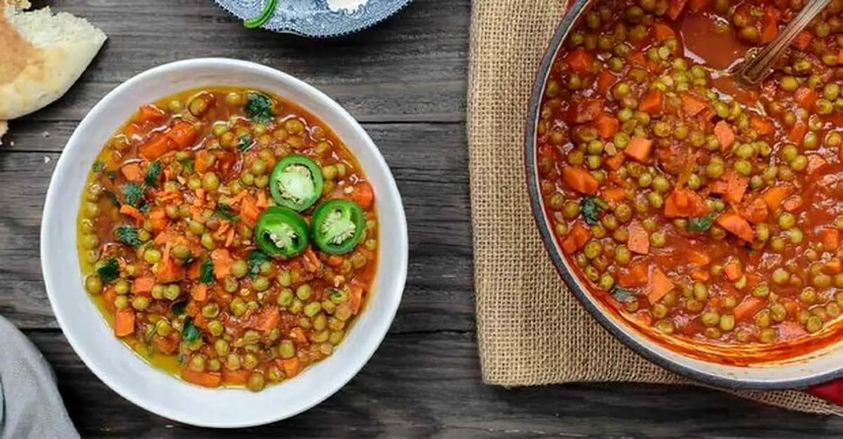 طرز تهیه خورش نخود فرنگی متفاوت با سیب زمینی