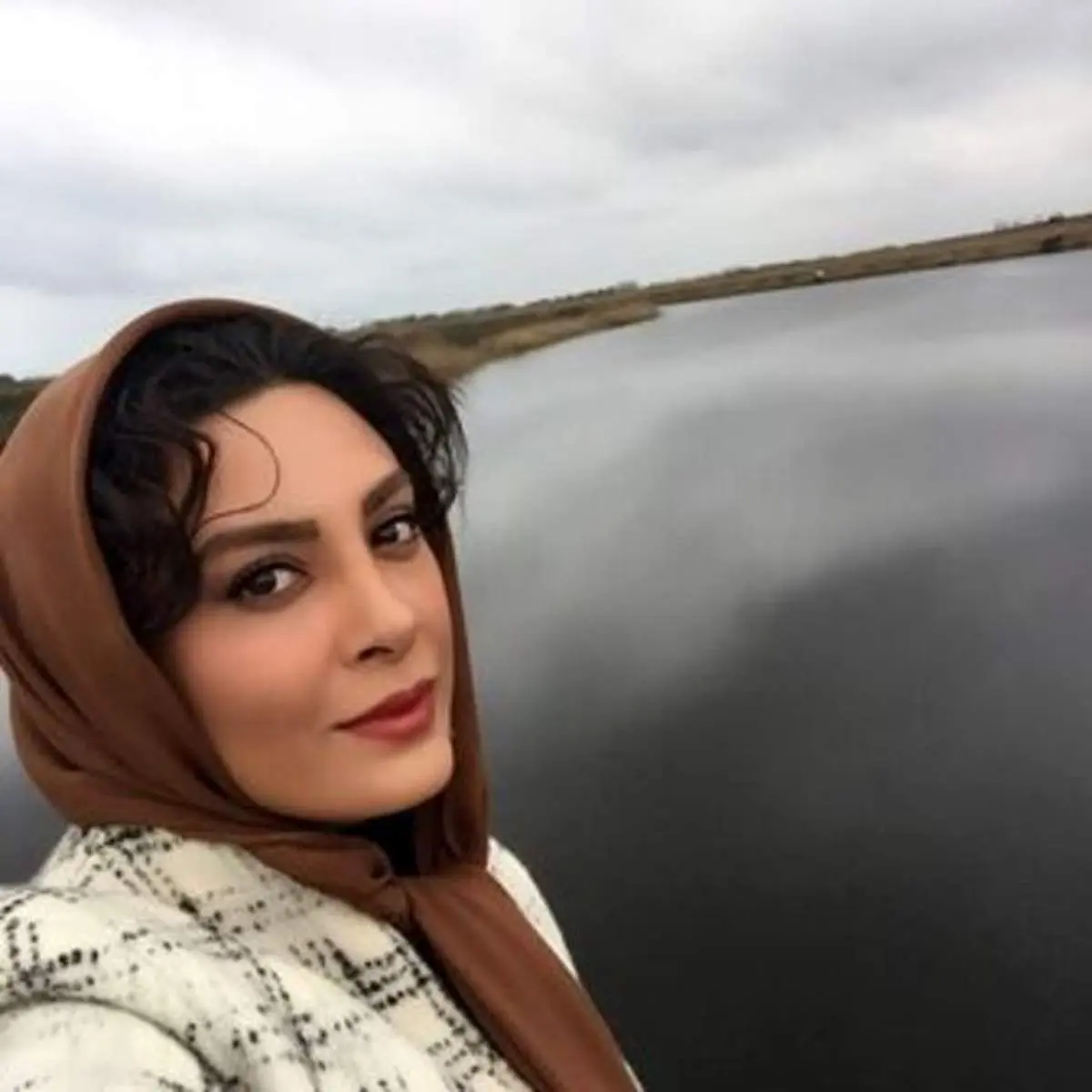 خانم بازیگر و همسرش در پشت صحنه فیلم+عکس