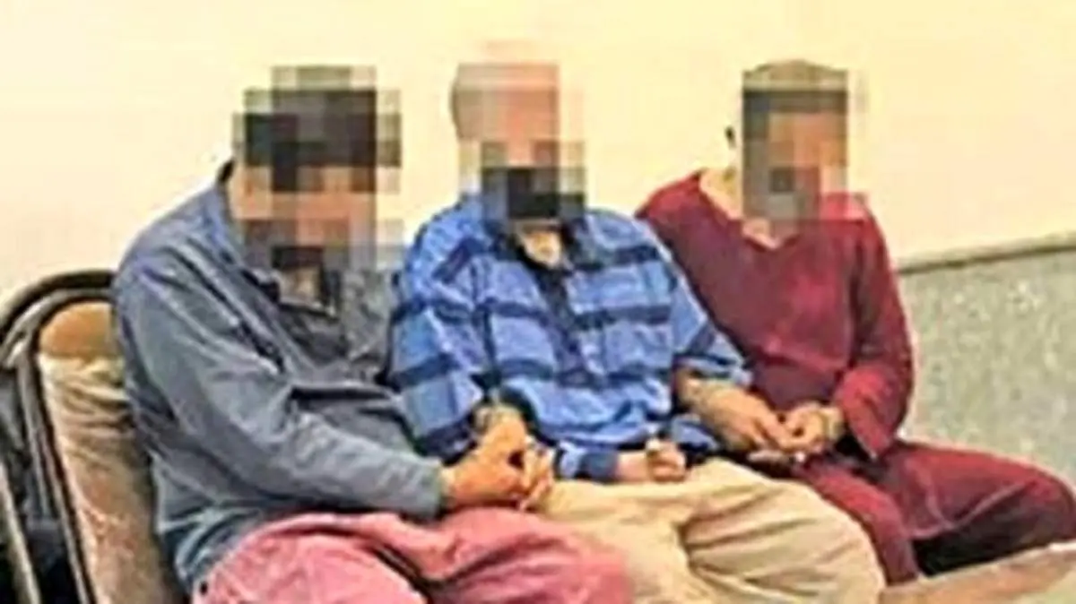 دستور زن جادوگر برای اسیدپاشی به وکیل جوان!