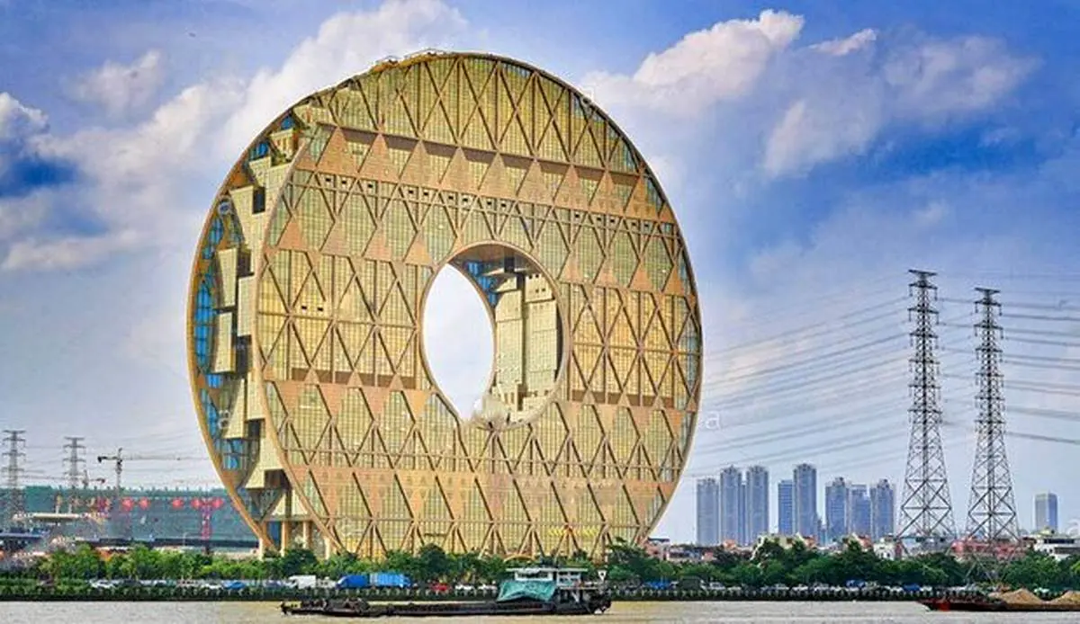 بلندترین ساختمان گرد جهان در چین + فیلم