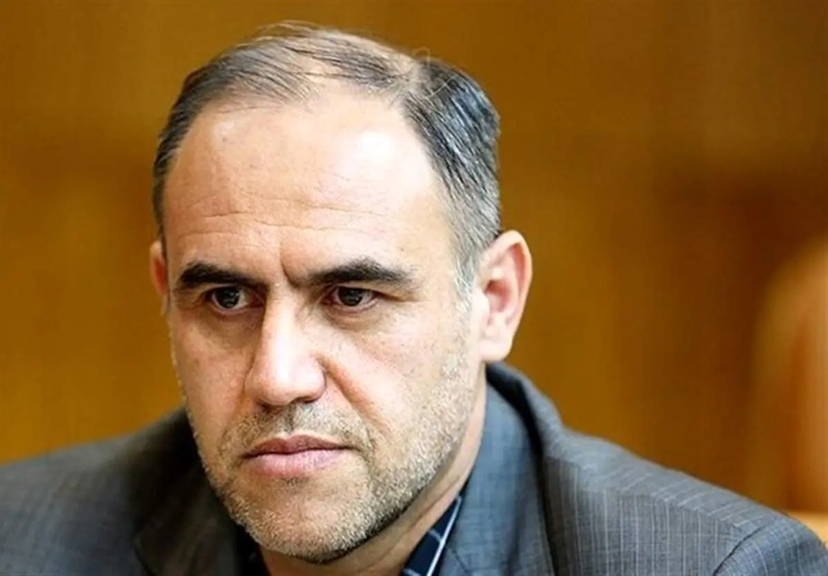 امیرمکری: باند فرودگاه مهرآباد بسته شد