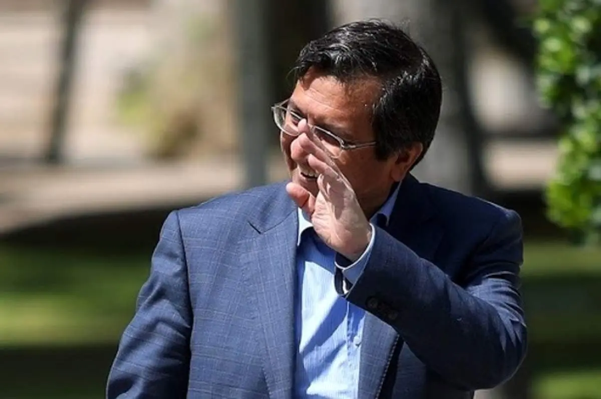 همتی رسما از ریاست بانک مرکزی برکنار شد/ کمیجانی عهده دار وظایف رییس بانک مرکزی شد