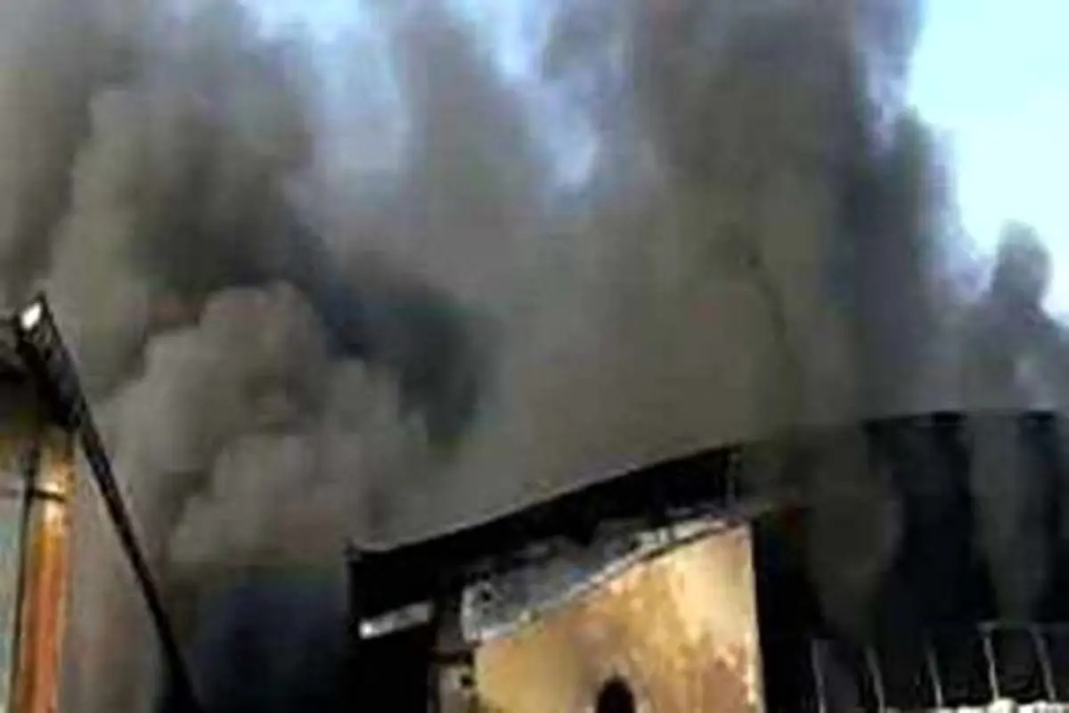 آتش‌سوزی گسترده در کارخانه تزریق پلاستیک پردیس + فیلم