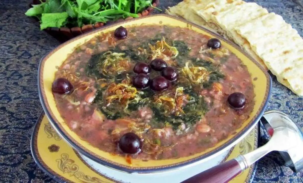 طرز تهیه آش ترش به روش کردهای ایران