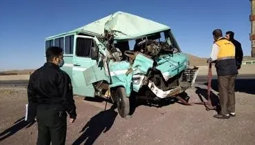 تصادف مینی‌بوس با اتوبوس در قزوین ۷ مصدوم برجای گذاشت