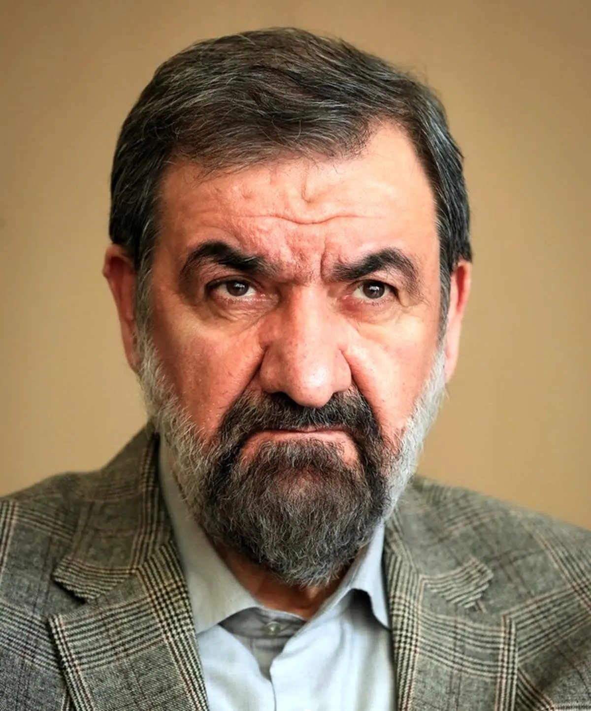 گاف بزرگ محسن رضایی به زبان ترکی؛ یاساشین آذریایجان!+فیلم