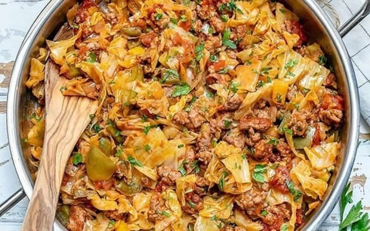 طرز تهیه خوراک كلم برگ با خامه