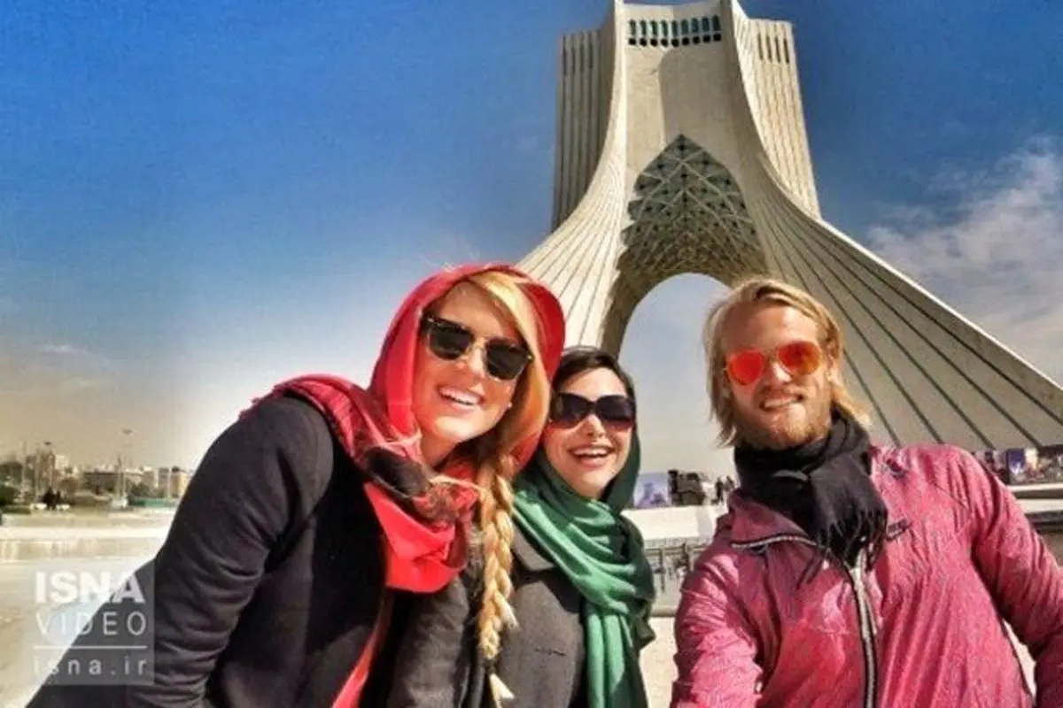 معاون گردشگری: مرز‌های ایران به روی گردشگران خارجی باز می‌شود
