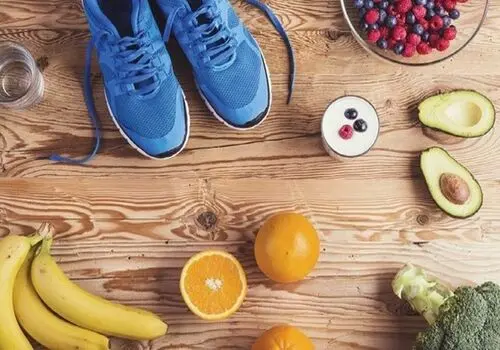 بدون لبنیات و گوشت، قوی و پرانرژی بمانید! راهنمای تغذیه ورزشی برای وگان‌ها