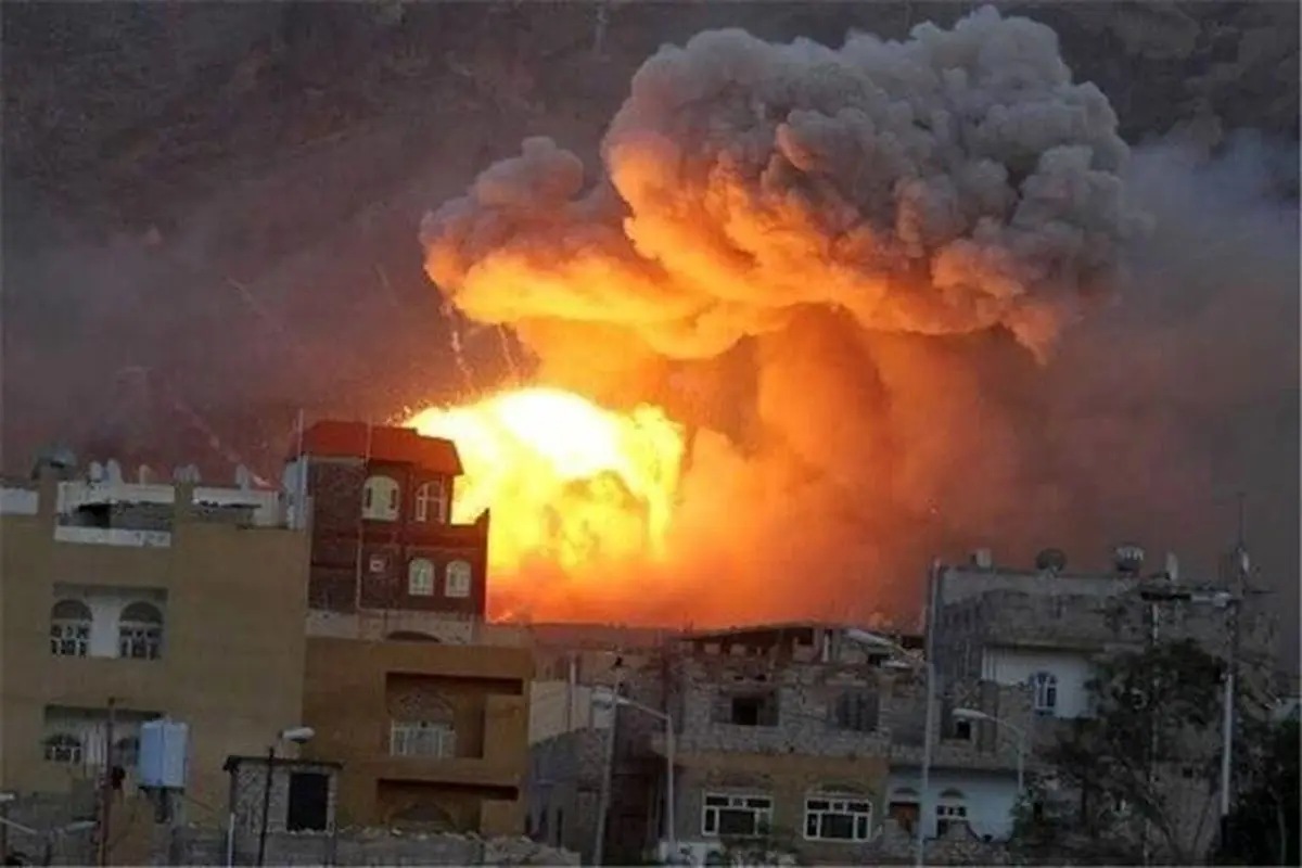 برخورد ۲۱ راکت جنگنده‌های سعودی به مناطق غیرنظامی در یمن