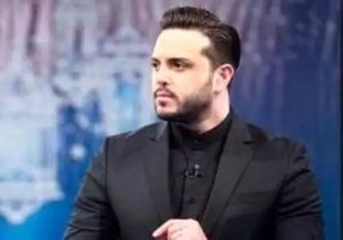 جشن تولد مجری معروف در کنار همسر و فرزندش+ عکس
