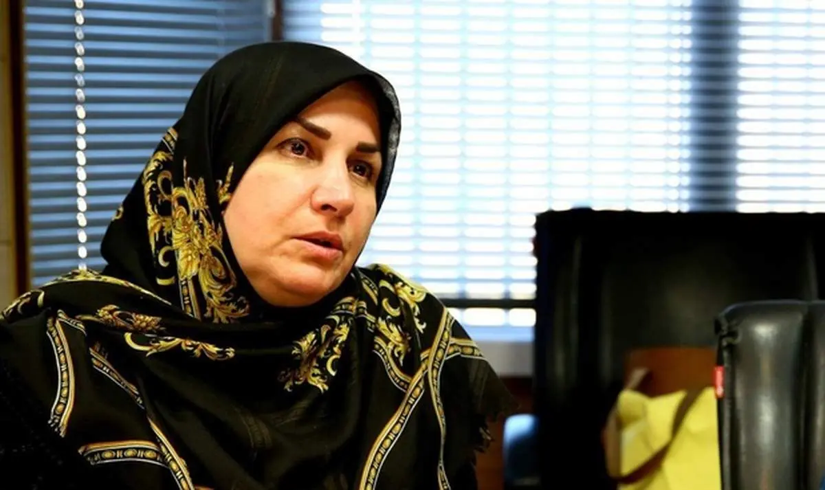 فیلم زیرخاکی از خانم پوریامین در سال ۶۱