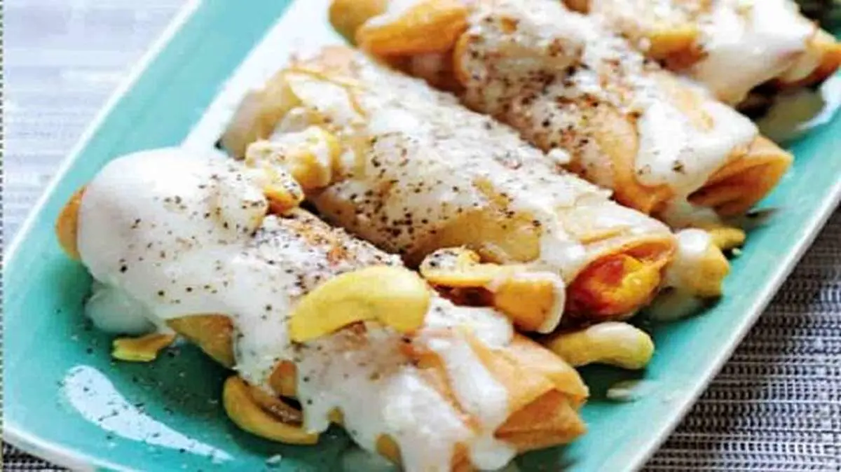 طرز تهیه دست پیچ با سس بادام هندی