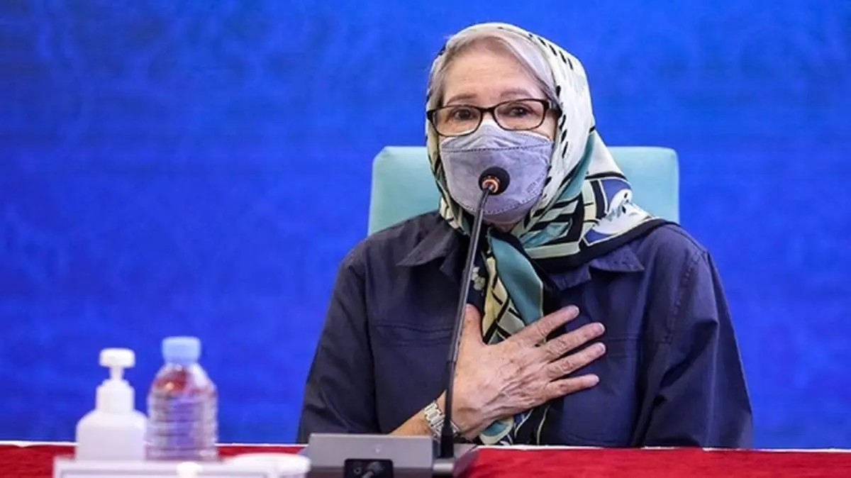 مینو محرز: آهنربایی بودن واکسنهای کرونا یک جوک مرگبار است