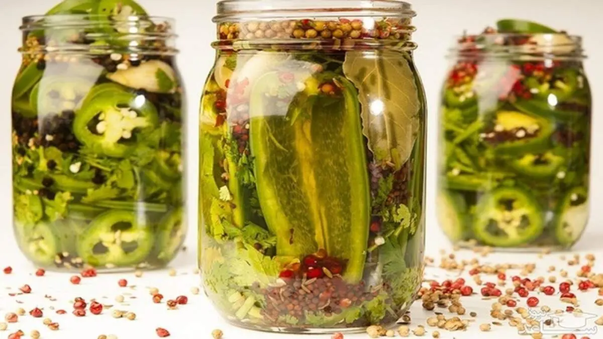 طرز تهیه ترشی گشنیز خوشمزه و خاص