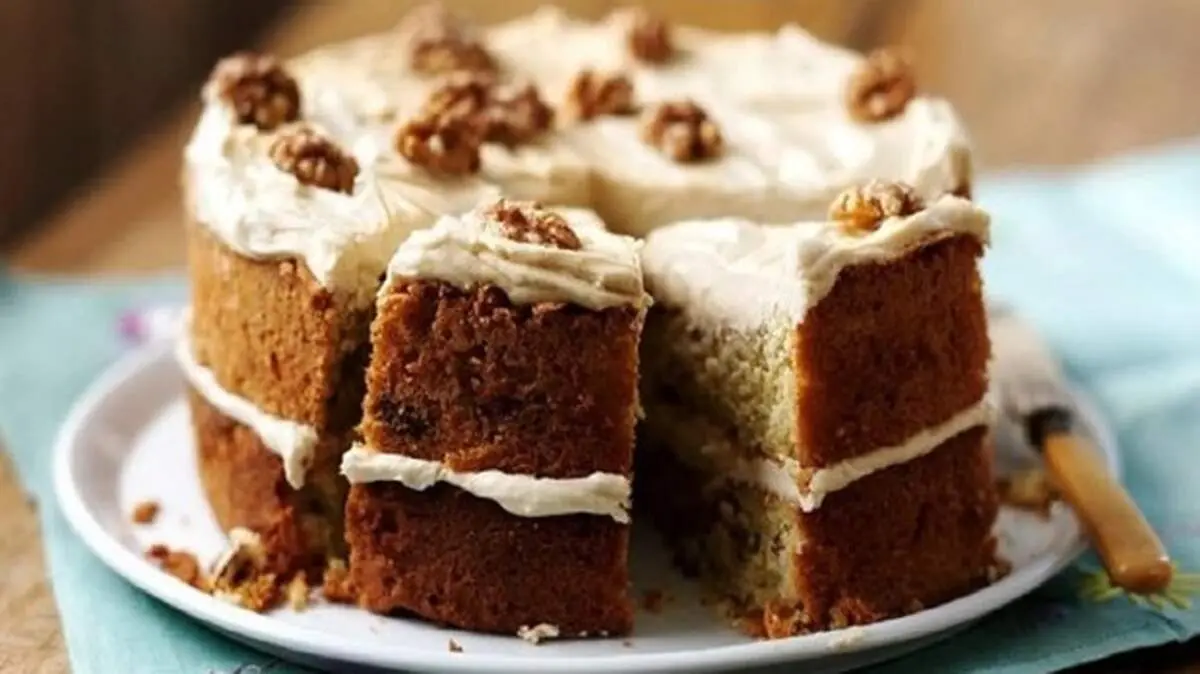 طرز تهیه کیک قهوه و گردو خانگی