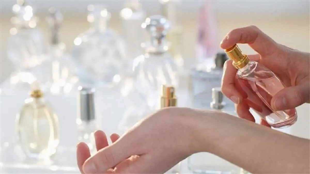 خطاهایی که هنگام استفاده از عطر‌ مرتکب می‌شویم