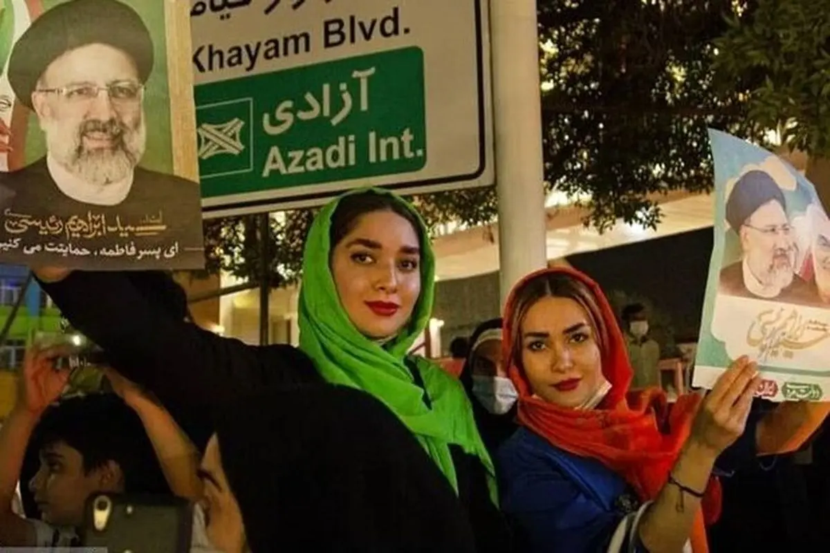 جشن پیروزی رئیسی در خیابان‌های مشهد