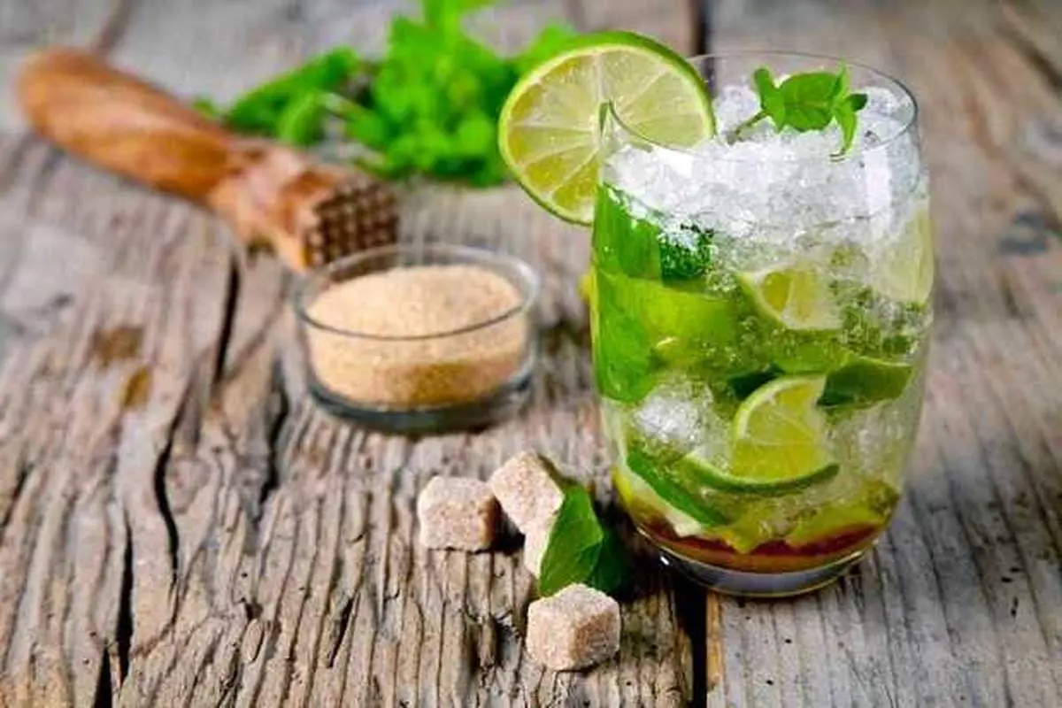 تاثیر شربت‌هایی با طبع سرد برای پیشگیری از گرما زدگی