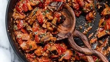 طرز تهیه خوراک بادمجان کبابی به سبک ترکیه ای