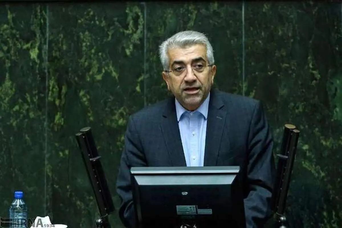 وزیر نیرو: مسئولیت تولید برق هسته‌ای با سازمان انرژی اتمی است