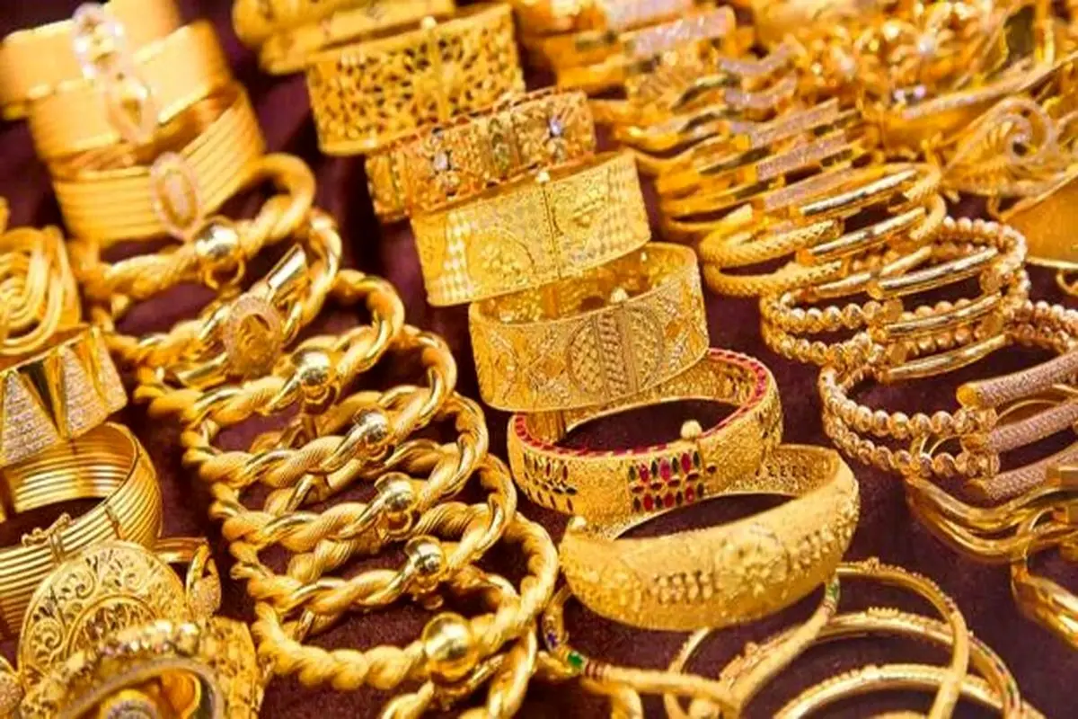 قیمت سکه و طلا با توجه به نوسانات نرخ ارز دستخوش نوسان شد/ قیمت دلار در بازار آزاد ۲۴۴۵۰ تومان