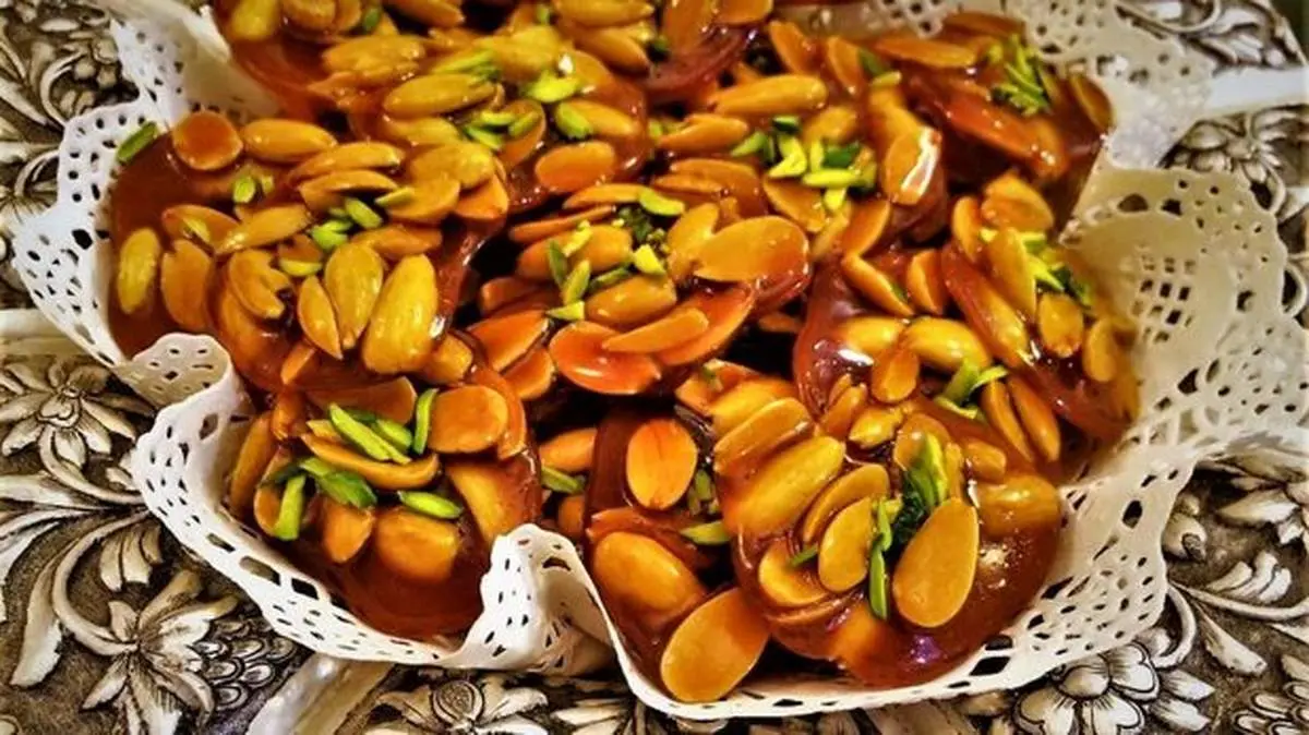 طرز تهیه سوهان عسلی خوشمزه