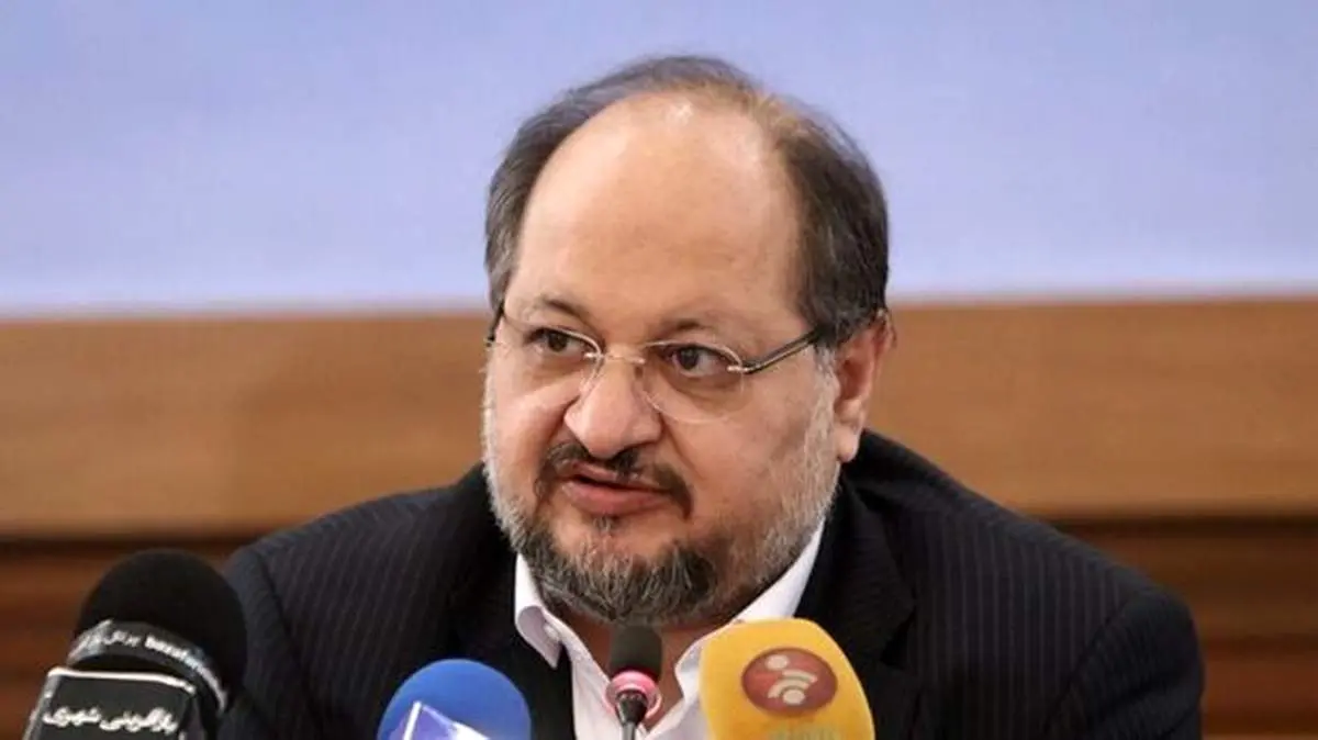 شریعتمداری: هزینه کرد منابع حاصل از فروش سهام شستا کاملا شفاف است