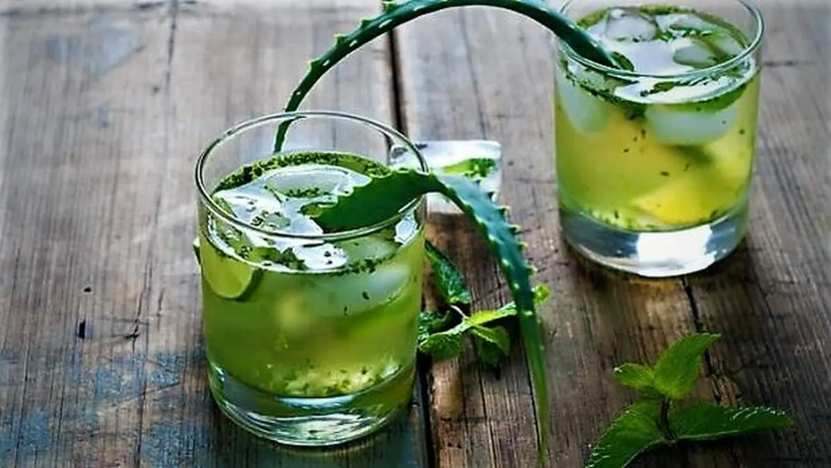 طرز تهیه شربت آلوئه ورا خنک