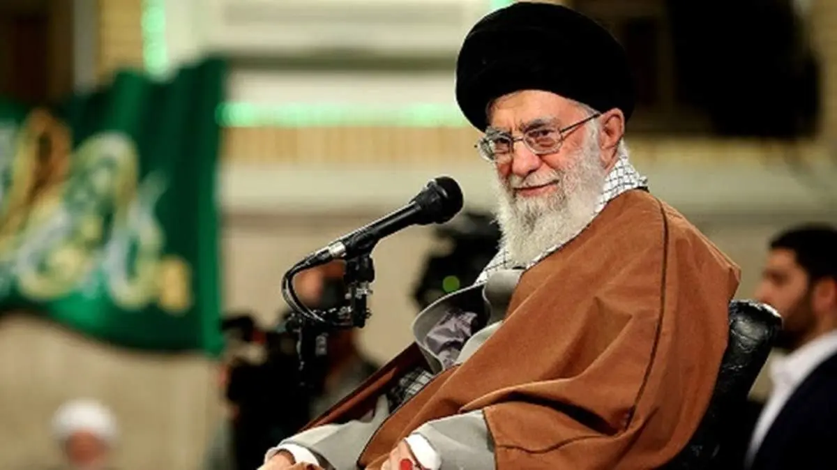 انتشار بیاناتی از رهبر انقلاب با جوانان به مناسبت ولادت امام هشتم+عکس