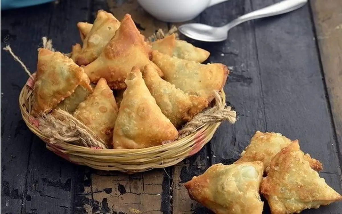 طرز تهیه سمبوسه با اسفناج، غذای عربی