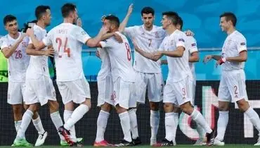 اسپانیا ۵ - اسلواکی صفر / این اسپانیا حالا ترسناک است؛ ماتادور‌ها به عنوان تیم دوم صعود کردند