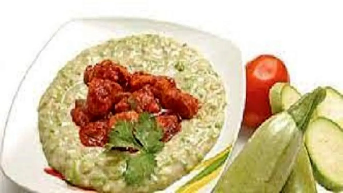 طرز تهیه کدو پسند با مرغ غذای کشور ترکیه