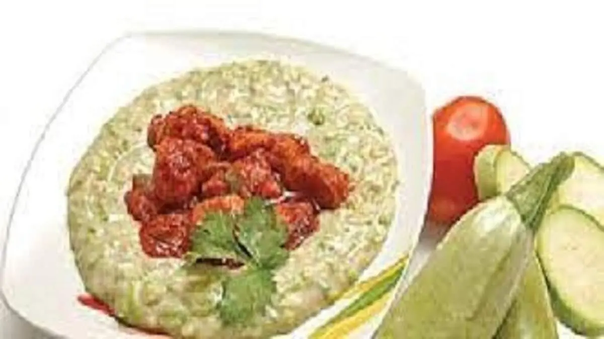 طرز تهیه کدو پسند با مرغ غذای کشور ترکیه