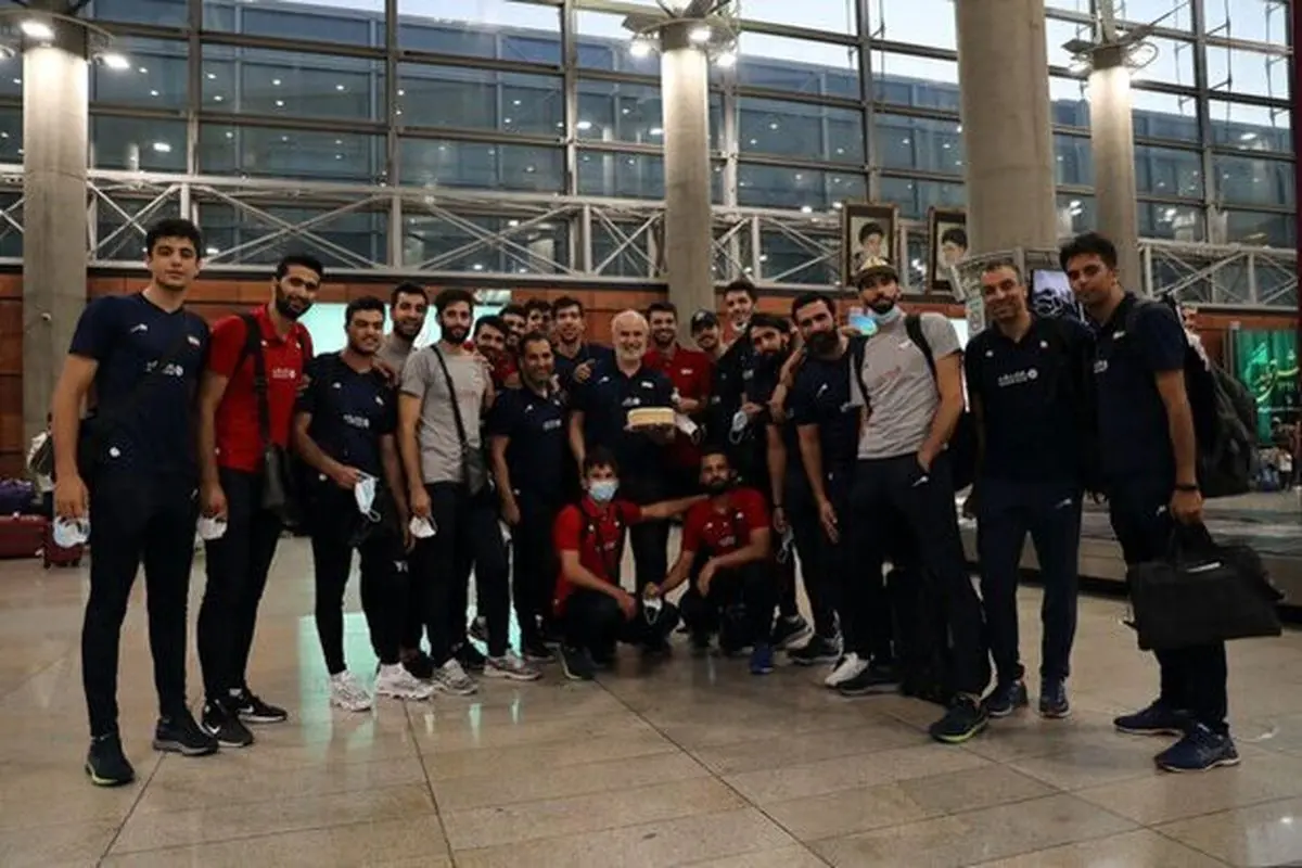 تیم ملی والیبال به ایران بازگشت+عکس