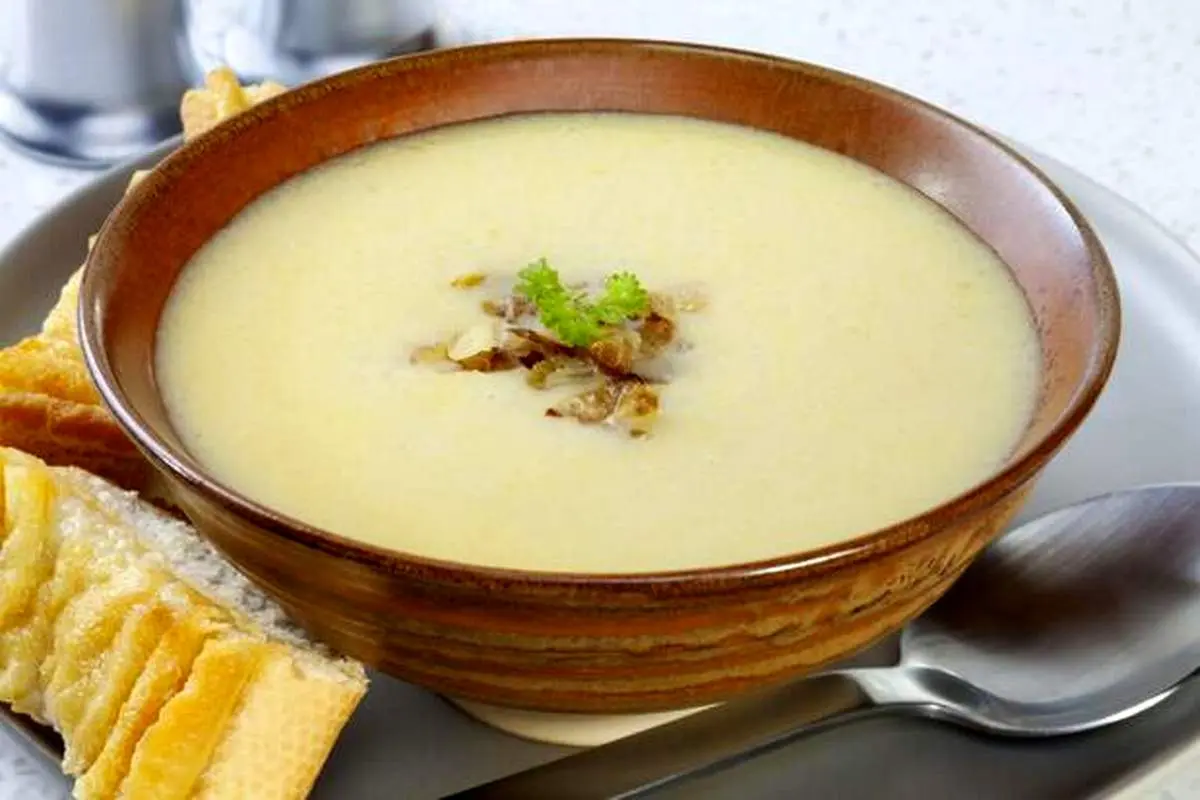 طرز تهیه سوپ پیازچه و خامه خوشمزه