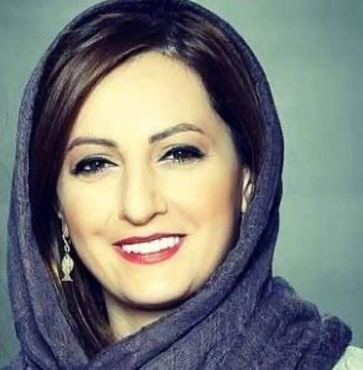 شقایق دهقان در گالری طلا فرشی +عکس